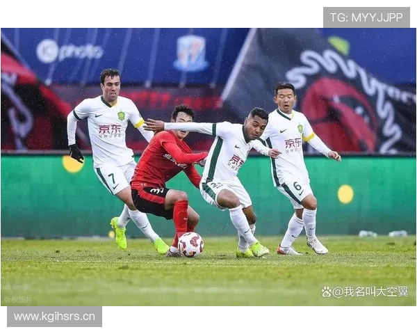 国安为何“主场强势客场疲软”？这是战术失衡还是豪门底蕴不足？