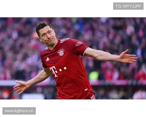 莱万多夫斯基生涯关键节点解析:多特崛起至拜仁封神 莱万多夫斯基生涯关键节点解析:多特崛起至拜仁封神